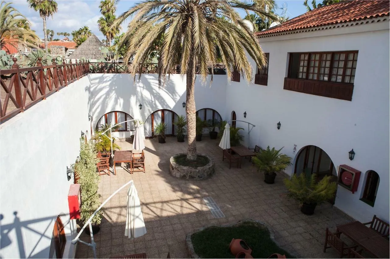 Ferienwohnung Lyra Is A New Experience, Beauty And Silence Playa del Inglés Spanien